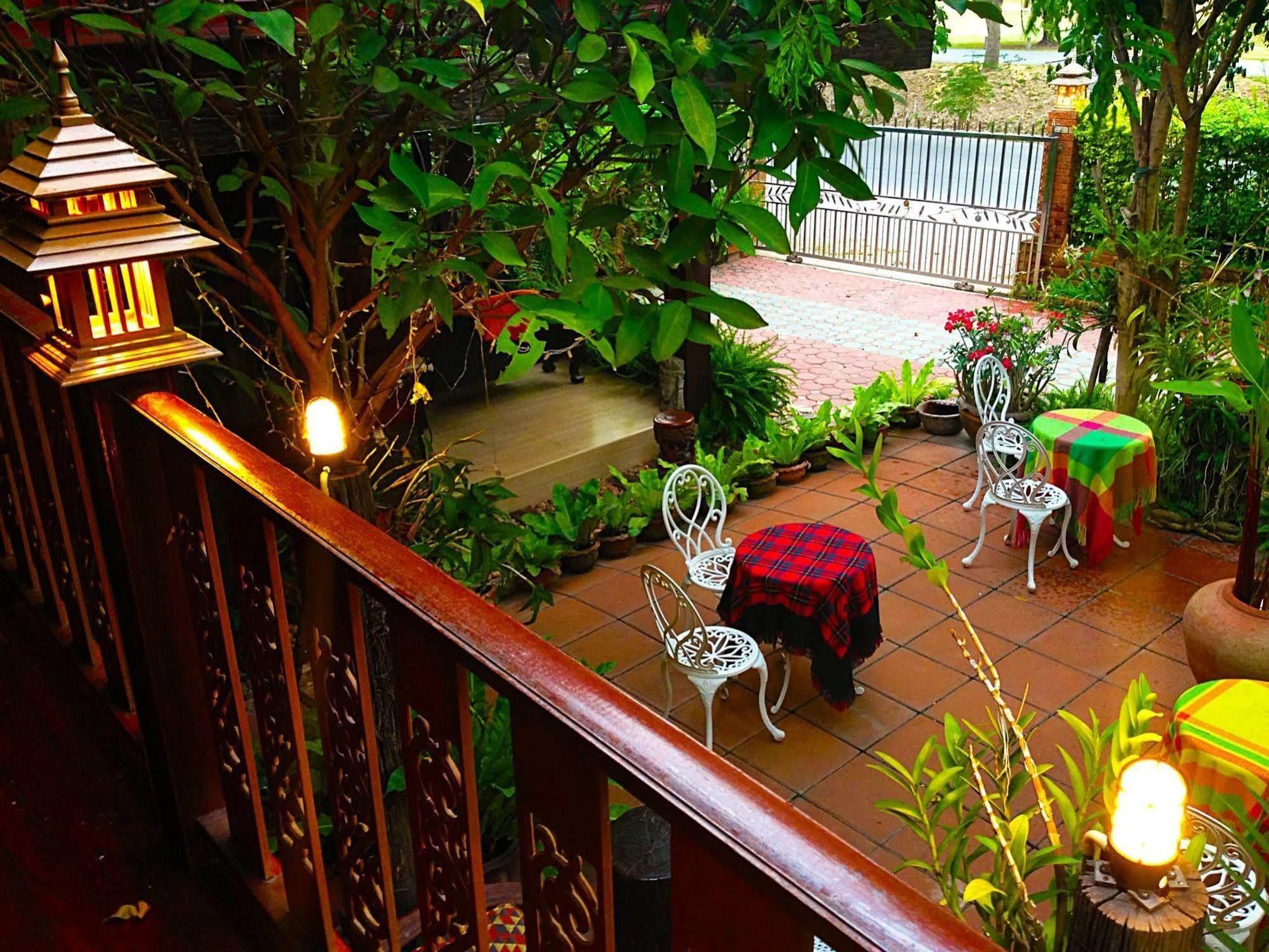 Baifern Homestay Phra Nakhon Si Ayutthaya Exterior photo